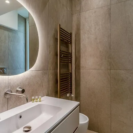 Luxury Apartment - Near Stazione Centrale Milan Exterior photo