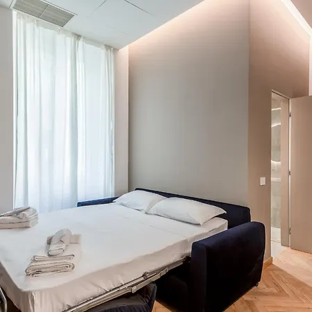 Luxury Apartment - Near Stazione Centrale Milan Exterior photo